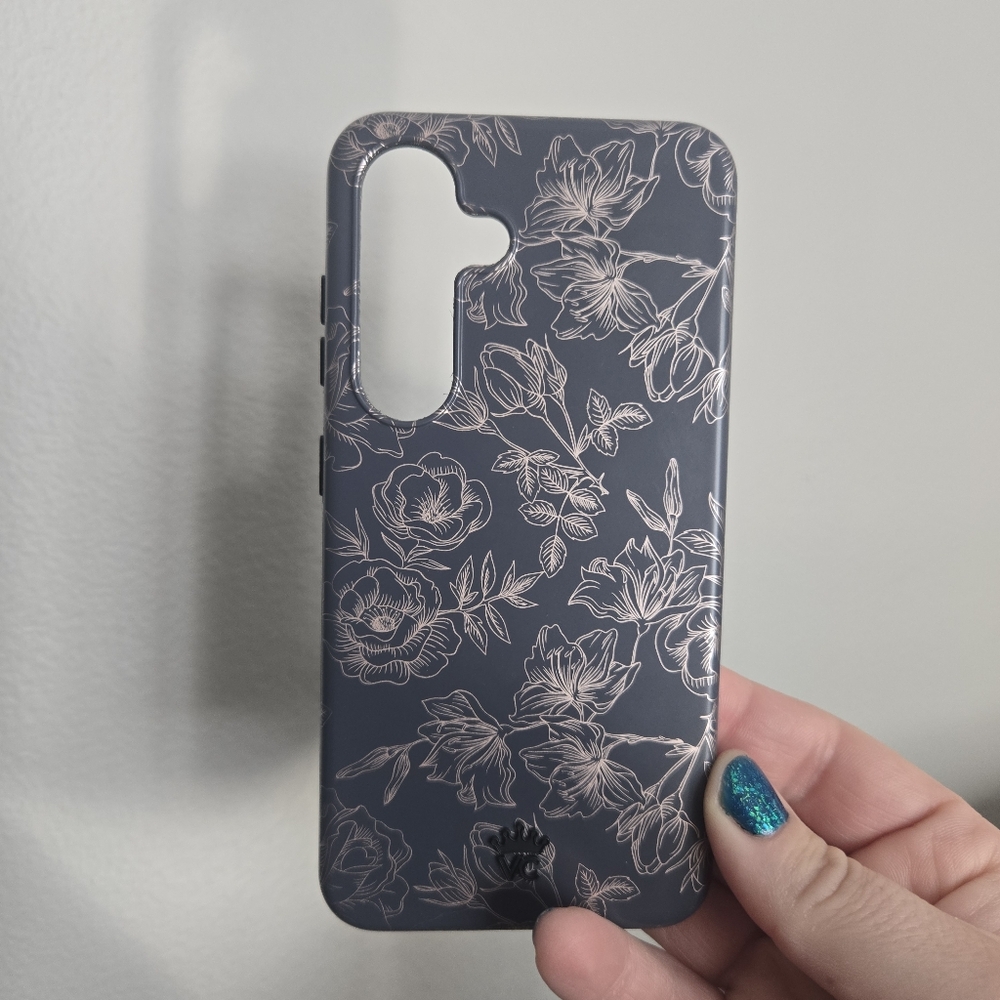 Floral Pattern Phone Case - Black